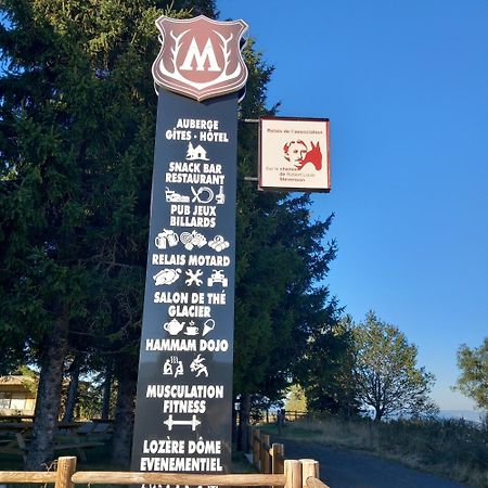 Montlo Relais Des Cerfs Hotel Cubieres Luaran gambar