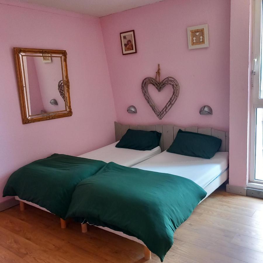 Montlo Relais Des Cerfs Hotel Cubieres Luaran gambar