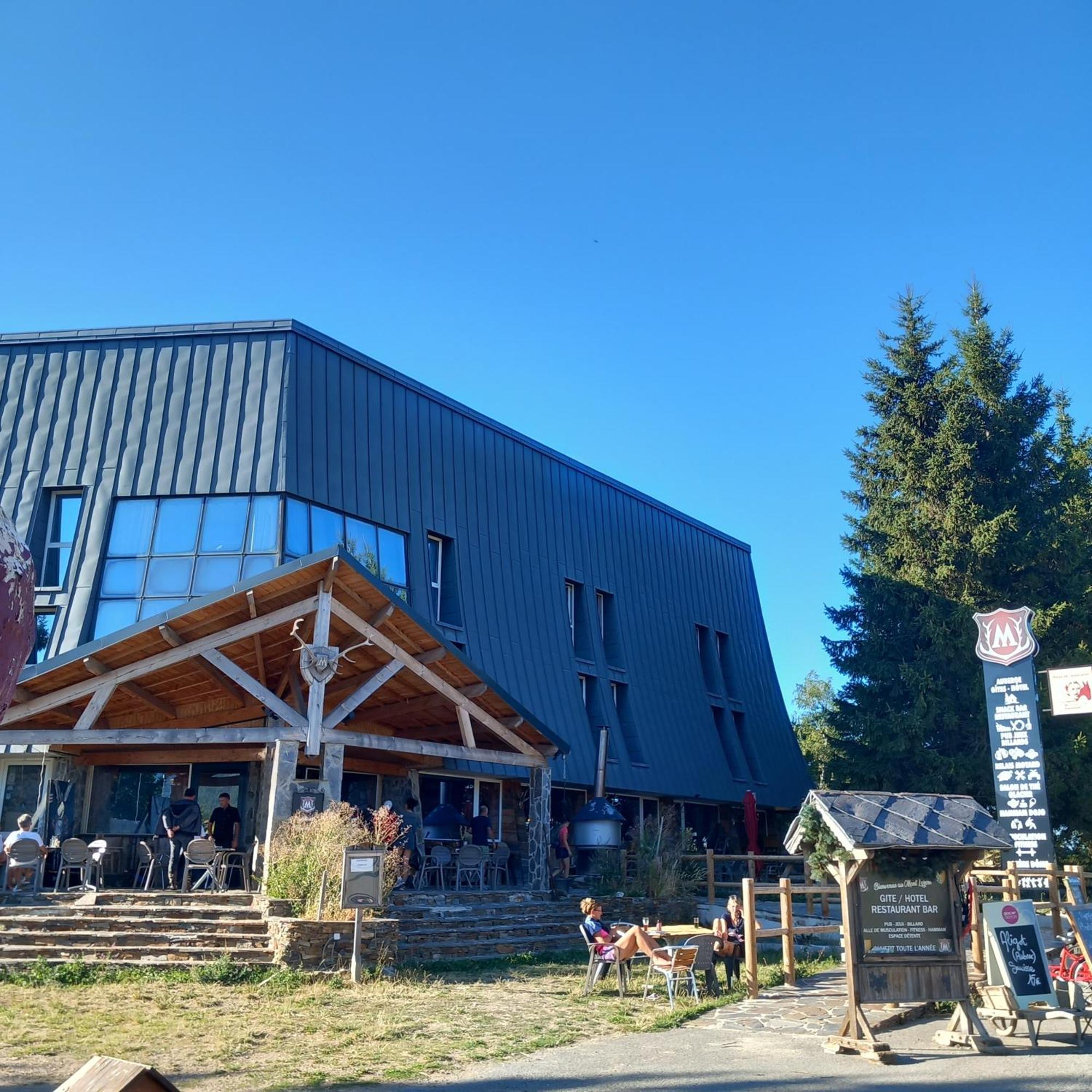 Montlo Relais Des Cerfs Hotel Cubieres Luaran gambar